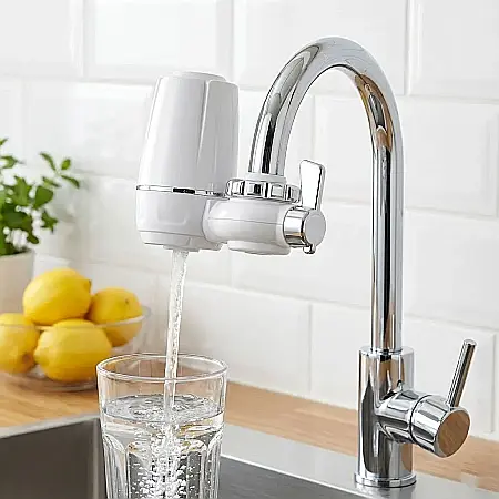Filtru Instant de Purificare Apă pentru Robinet – 3 Etape Filtrare (Ceramică 0.2 microni, KDF, Cărbune Activ), Debit 2 L/min, Instalare Rapidă și Reutilizabil: Sănătate și Puritate Maximă la Fiecare P [1]