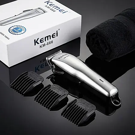 Mini Mașină de Tuns Kemei KM 666 – Lama 0 mm din Oțel Inoxidabil, 3 Piepteni Ghidaj, Design Portabil și Ergonomic, Motor Silențios sub 60 dB: Precizie Profesională pentru Tuns, Contur și Detalii, Oriu [1]