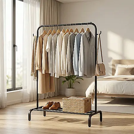 Suport Mobil pentru Umerașe și Accesorii – Structură Metalică Rezistentă, 150x96x45 cm, Roți cu Frână, Raft Pantofi și Cuiere Laterale, Negru [1]