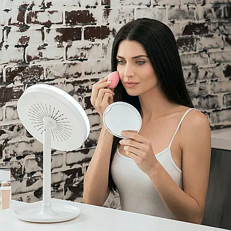 Oglindă Cosmetică LED cu Ventilator, Funcție Touch și Zoom 5X – Înclinare 180°, Alimentare Duală USB și Baterii AA, Dimensiuni 33,5x20x17 cm, Alb [1]