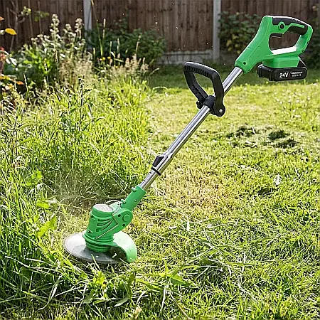 Motocoasă Electrică Portabilă cu Acumulator Li-Ion – 150 mm, 8500 RPM, Sistem 2-în-1 cu Lamă și Fir, Greutate 1.2 kg și Unghi Reglabil: Soluția Ultra-Ușoară pentru un Gazon Impecabil și Borduri Perfec [3]