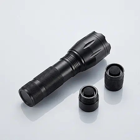 Lanternă LED Tac Light – Putere Maximă 5000 LUX, Rază 9 km, Aluminiu de Aeronave, 5 Moduri de Iluminare, Rezistentă la Apă și Murdărie, Focalizare Reglabilă [3]