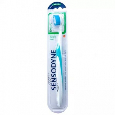 Produse pentru ingrijire si frumusete - Sensodyne periuta dinti Expert Medium Zephyr Labs