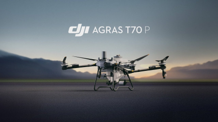 DRONE - Dronă Agricolă Profesională DJI Agras T70P în Zbor