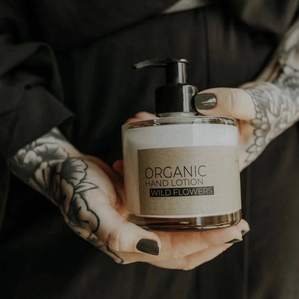 Loțiune de mâini organică WILD FLOWERS (dispenser din sticlă) [3]