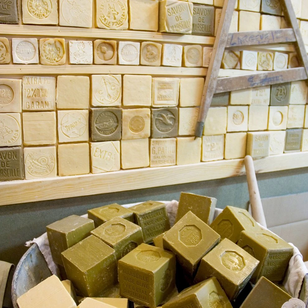 Săpun de Marsilia organic în cutie din lemn cadou [3]