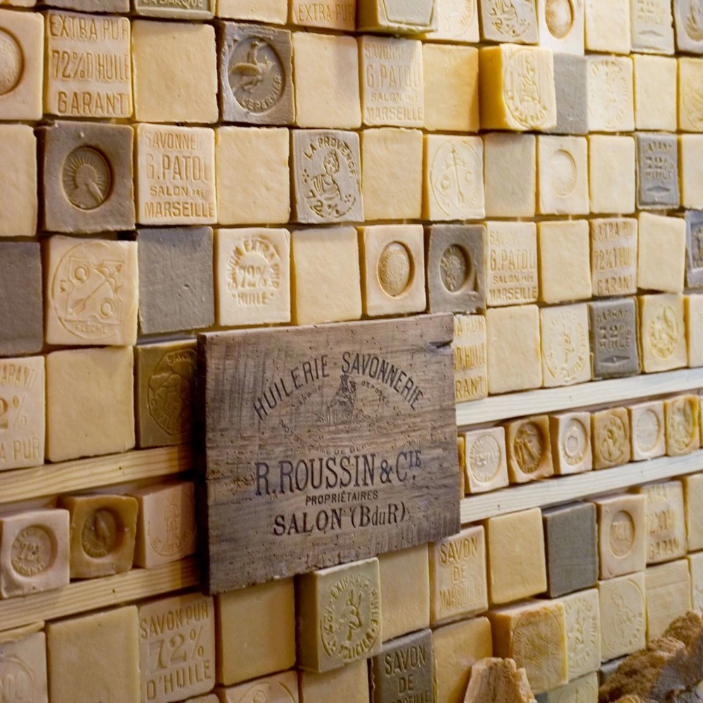 Săpun de Marsilia organic în cutie din lemn cadou [3]