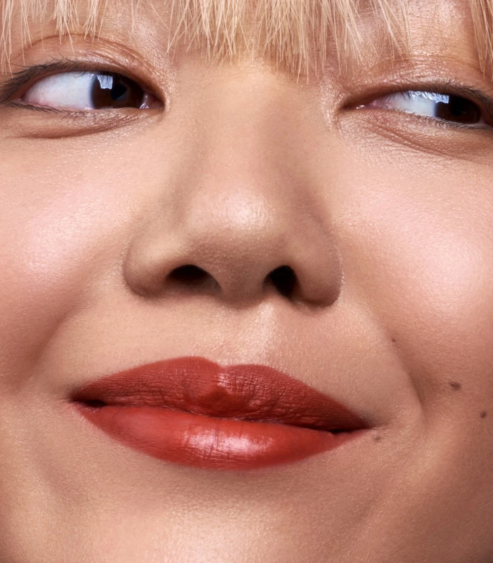 VELVET WEAR 33 MAGMA Ruj mat cremos [1]