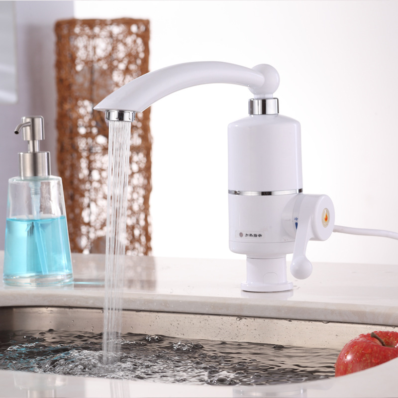 Robinet Electric cu Incalzire Instantanee, Apa Calda 30-60°C, 3000W, Afisaj LED, Pipa Rotativa 360°, Debit 2.5L/min, Protectie IPX4, Instalare Rapida, Ideal pentru Bucatarie, Baie, Garaj, Case de Vaca [3]