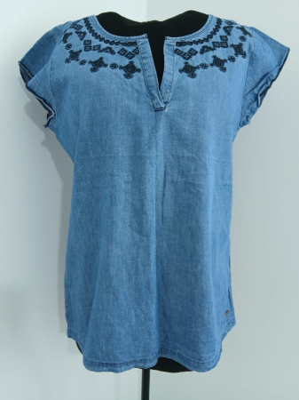 Topuri / Tricouri - Top Lee Cooper S