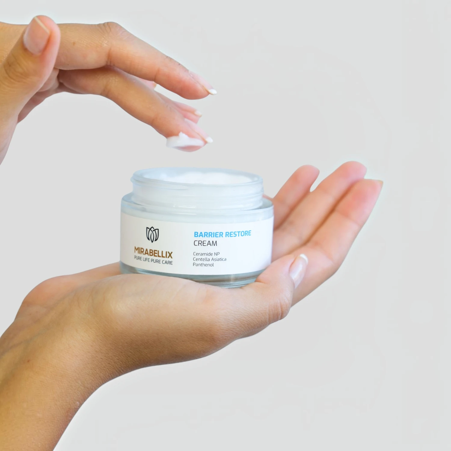 MIRABELLIX Crema Reparatoare Bariera Cutanata cu Ceramide, Centella Asiatica si Acid Hialuronic, 50 ml [5]