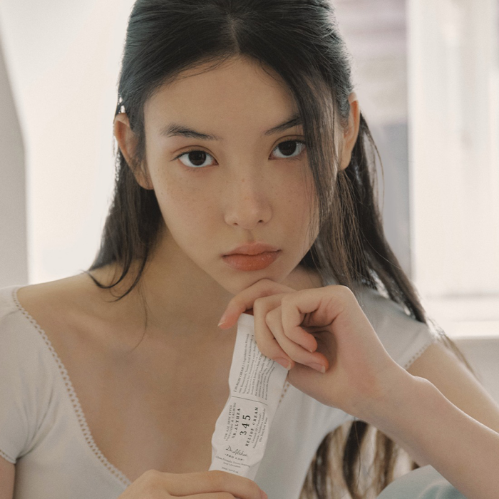 Dr. Althea 345 Relief Cream Renew (50 ml) – Cremă cu Centella Asiatica și Niacinamidă pentru calmarea, hidratarea și uniformizarea tenului sensibil sau cu imperfecțiuni [2]