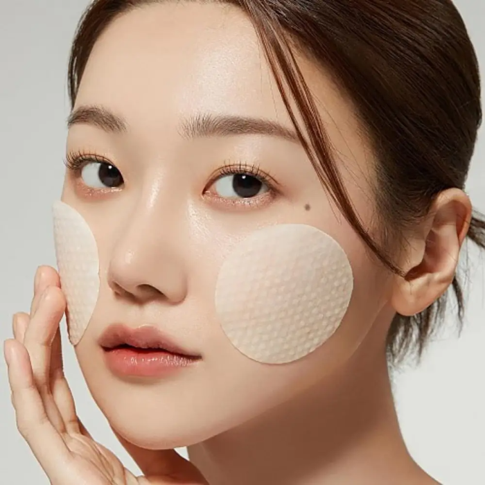 MEDICUBE Deep Vita C Pad (70 buc) – Dischete tonice cu Vitamina C și extract de cătină pentru estomparea petelor pigmentare, uniformizarea tenului și luminozitate instantanee [2]