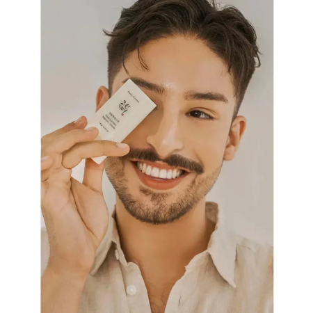 BEAUTY OF JOSEON Matte Sun Stick Mugwort + Camelia SPF 50 (18 g) – Stick protecţie solară cu pelin și ceai verde pentru aplicare ușoară, calmare și protecție UV ridicată [1]