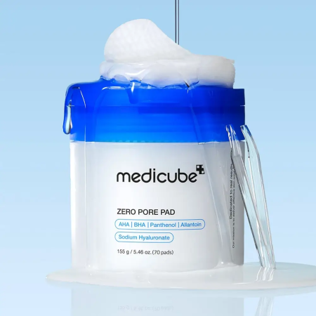 MEDICUBE Zero Pore Pad (70 buc) – Dischete tonice cu extract de salcie albă și lămâie pentru exfoliere delicată, controlul sebumului și diminuarea vizibilă a porilor [1]