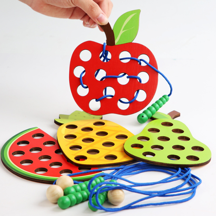 Joc Montessori de șnuruit din lemn cu fructe colorate și omidă [3]