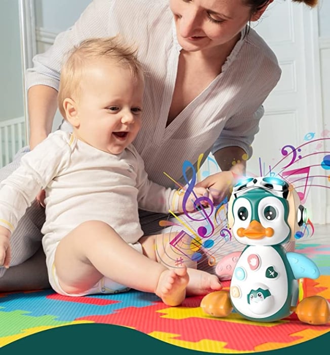 Pinguin dansator cu lumini şi muzică [5]