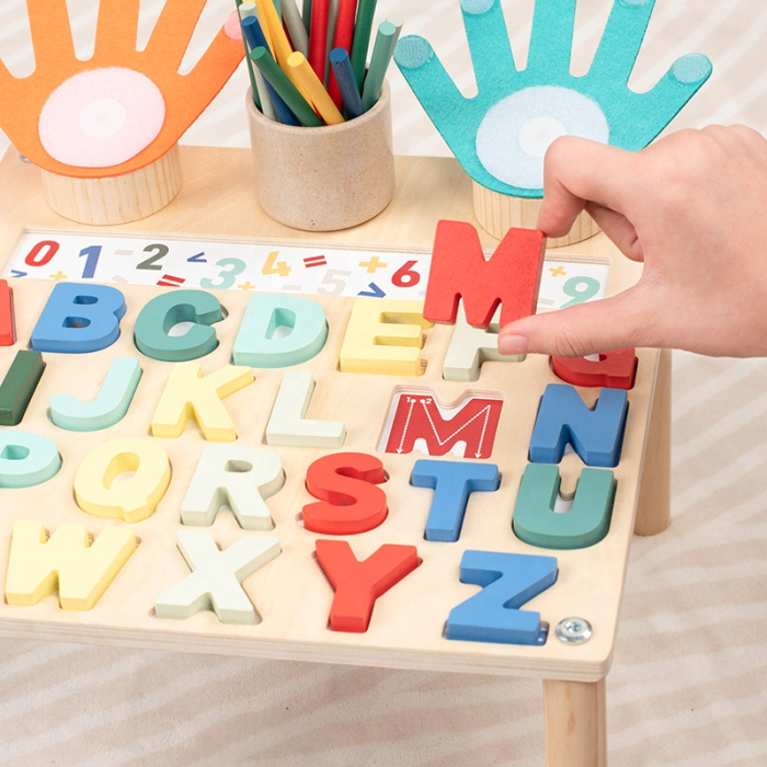 Masă Montessori din lemn cu litere, cartonașe și activități educative [3]