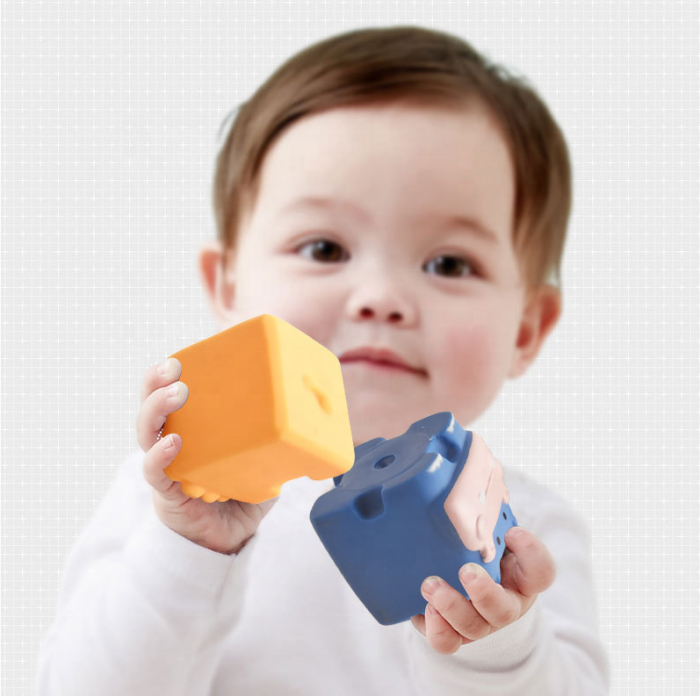 Set 12 cuburi moi – pentru dentiție sau băiță cu animăluțe [3]