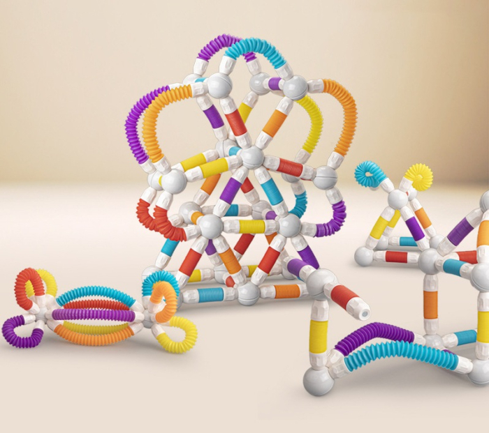 Set magnetic flexibil de construcţie 3D – 3+ [4]