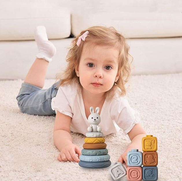 Turn de stivuire și sortare din silicon cu forme și cuburi senzoriale - model Iepuraș [2]