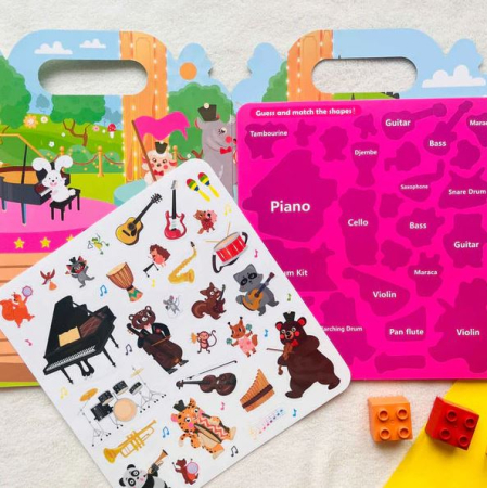 Carte educativă cu stickere reutilizabile – Muzică și instrumente (28 piese) [1]
