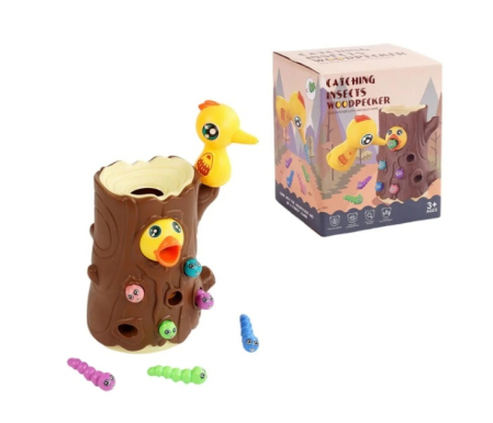 Cadouri dupa Buget - Joc de Indemanare Magnetic – Hraneste Puii de Ciocanitoare