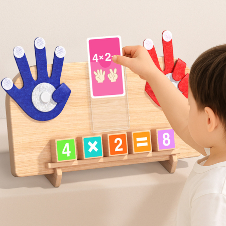 Joc Montessori matematic cu degete și cifre din lemn [1]