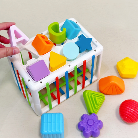 Jucărie cub senzorial flexibil cu forme alfabet, multicolor [3]