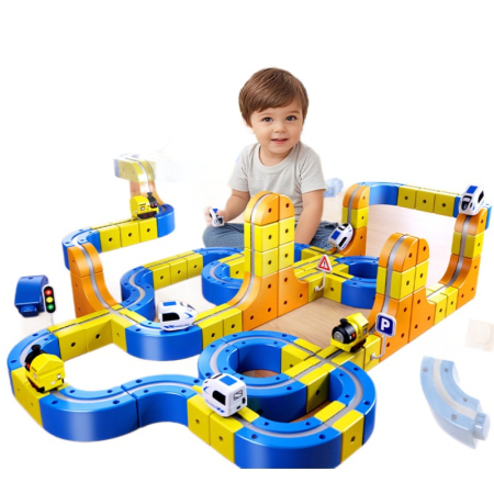 Toate Jucariile pentru Copii - Set constructie tren magnetic – 150 piese, multifunctional