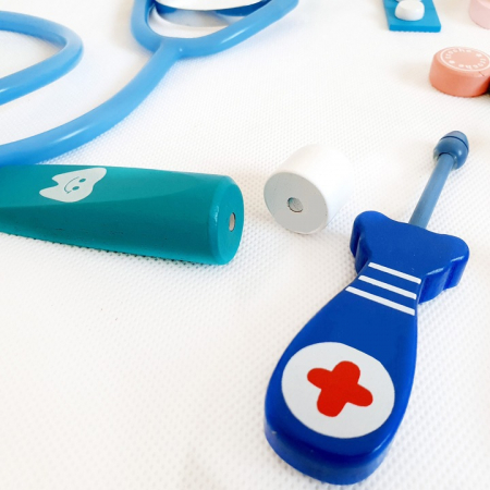 Set trusa medicala din lemn tip Montessori – Joc de rol copii 3+ [4]