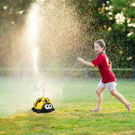 Stropitoare de gradină pentru copii tip buburuză galbenă cu pulverizare [2]