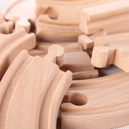 Trenulet și circuit 3D din lemn ecologic – 108 piese [4]