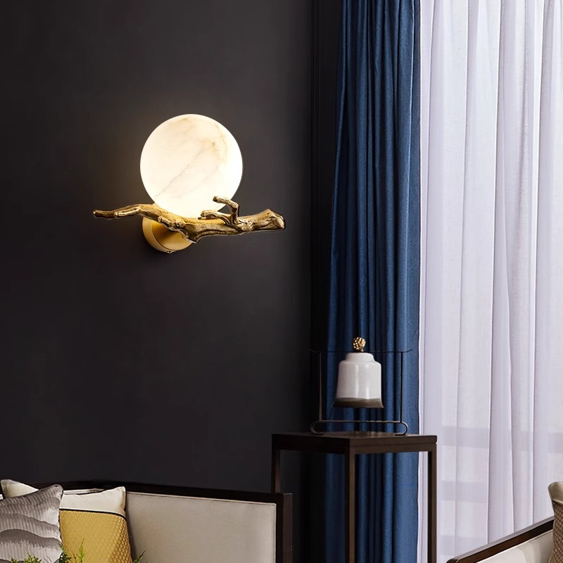 Aplica de perete, usoara, cu design elegant si creativ, lumina calda, tehnologie LED de ultima generatie, dimensiuni 20 x 30 cm, pentru baie, living, dormitor, hol, aurie [4]